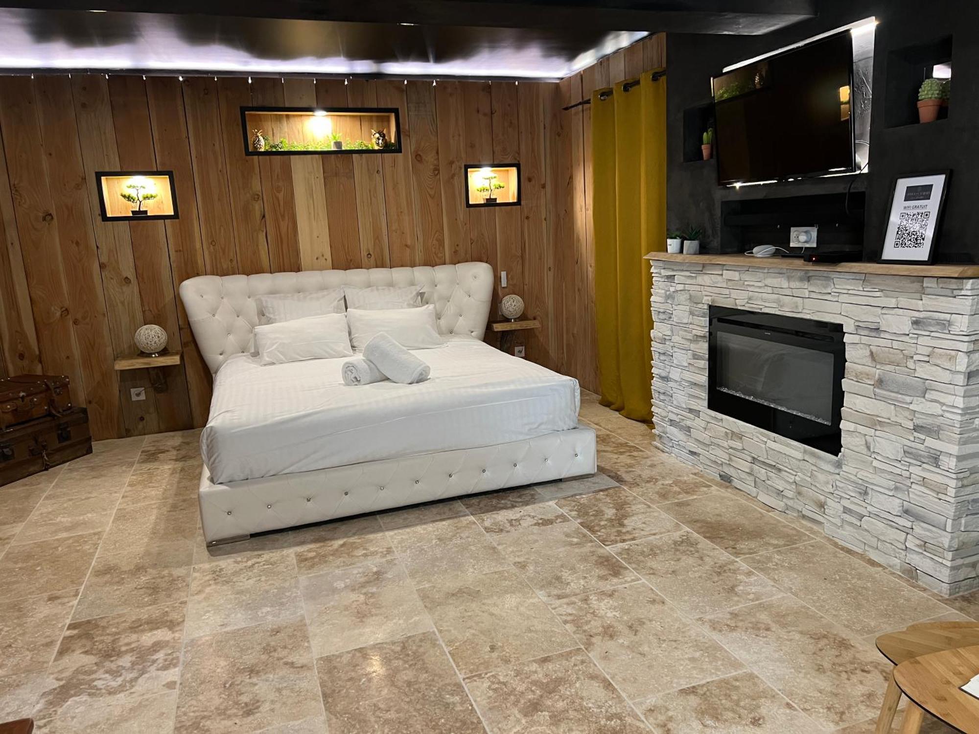 Le Lodge des Charmes 5 étoiles Leves Extérieur photo